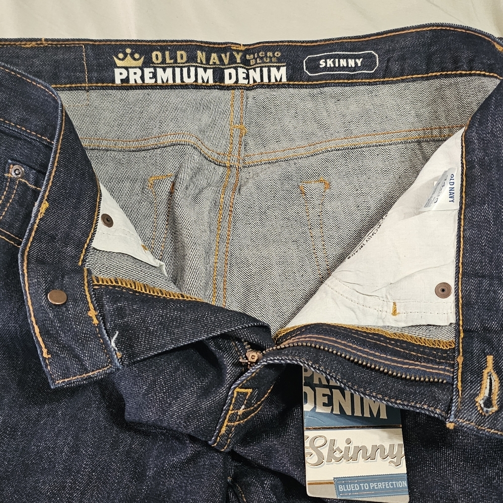 NWT Old Navy Skinny Jeans 34x30 - Picture 9 of 9